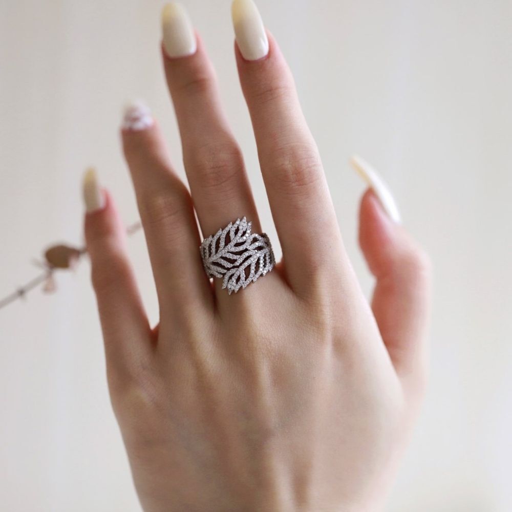 ✨️Stunning 925 Sterling Silver Leaf Pattern delicate Ring Limited Quantity